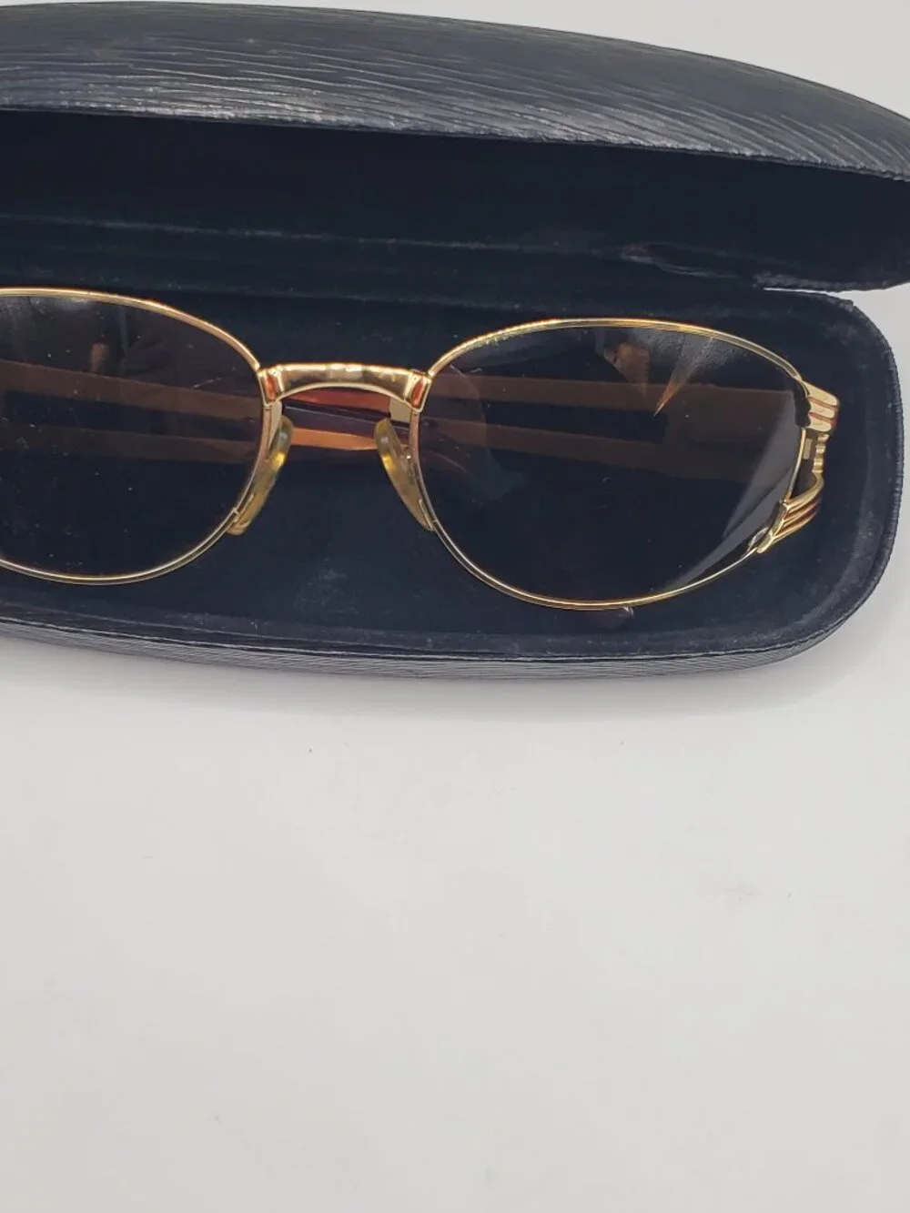 ✨ ALPHA Gold-Tone Tinted Retro Vintage Style Sunglasses + Hard Case